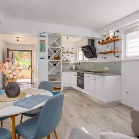 Apartment Amor Apartmán *