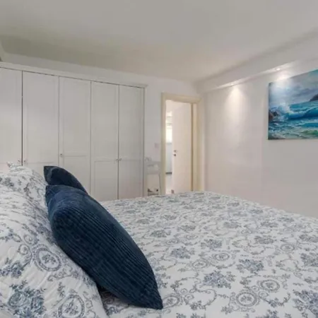 Apartment Amor بولا