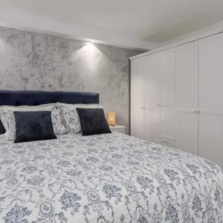 Apartment Amor * بولا